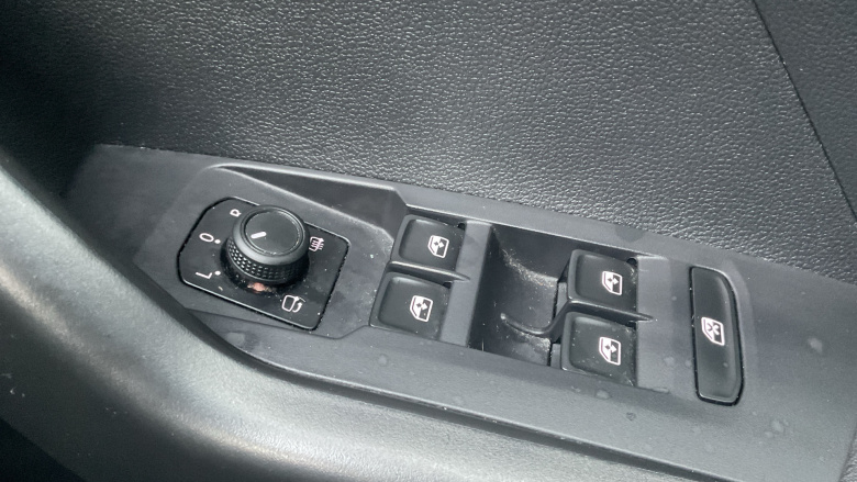 Volkswagen T-Cross 1.0 TSI 110 SE 5dr DSG Petrol Estate